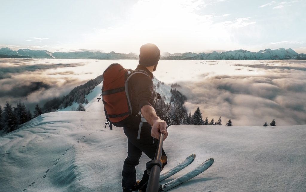 skiing
