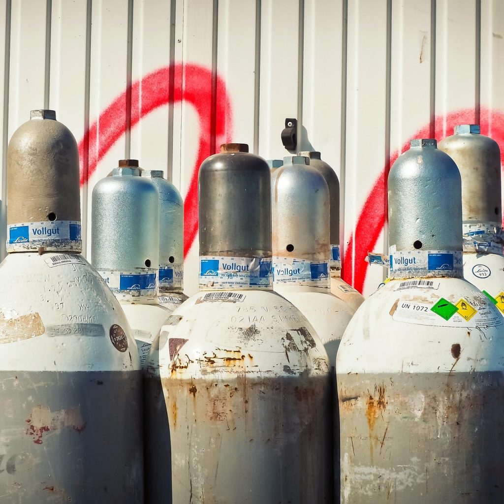 discover the versatility and efficiency of propane as an energy source. learn about its applications for heating, cooking, and powering vehicles, while understanding its environmental benefits. explore why propane is a popular choice for homes and businesses alike.