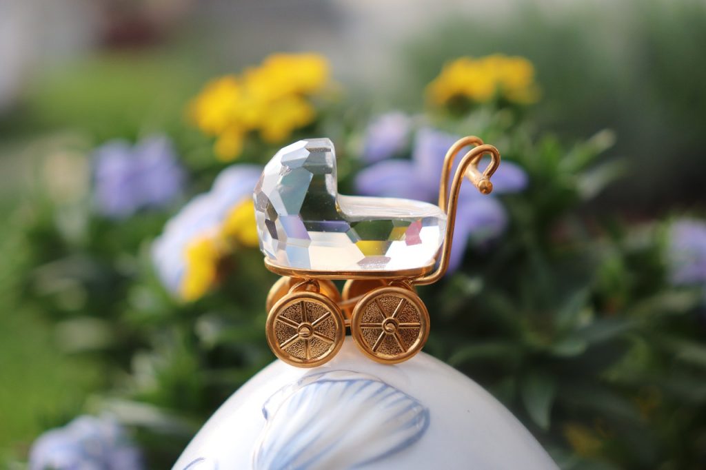 discover creative and fun baby shower themes that will make your celebration unforgettable. from whimsical animals to elegant garden parties, find the perfect theme to celebrate the arrival of your little one!
