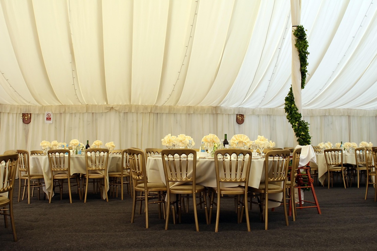 discover the perfect wedding venue to celebrate your special day with elegance and charm. unique locations, beautiful settings, and exceptional service await you.